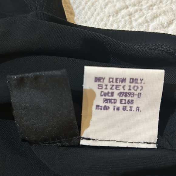 Laundry by Shelli Segal Black Midi Stretch Dress. Size 10. Missing belt - Picture 7 of 10